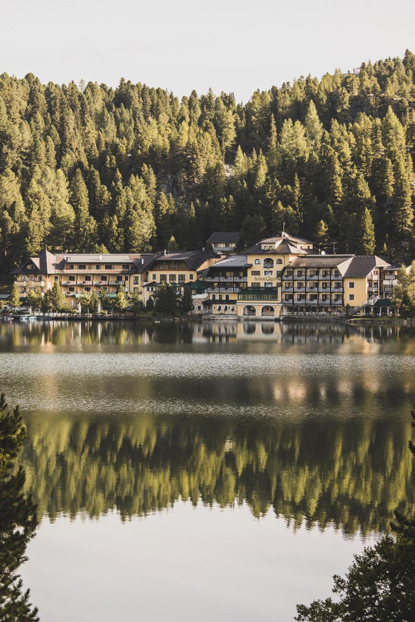 Seehotel Jaegerwirt Turracher Hohe Eksteriør bilde